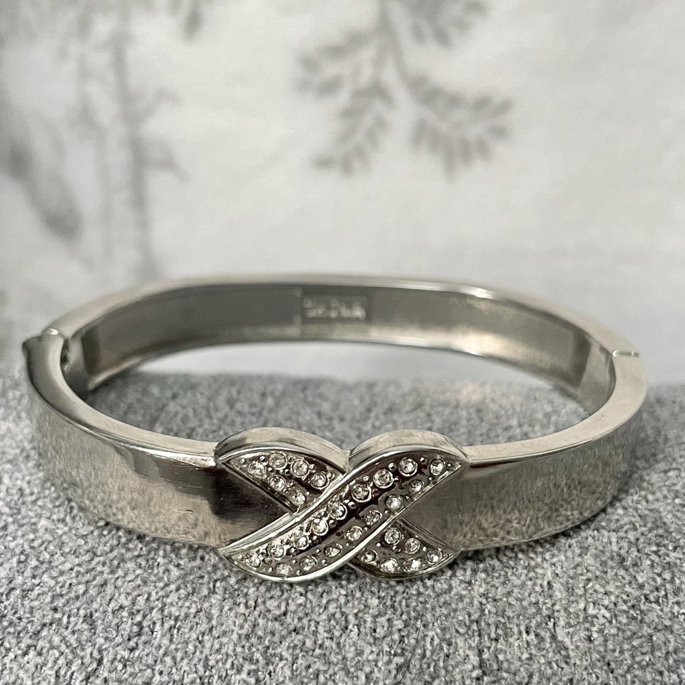 Openable Bracelet